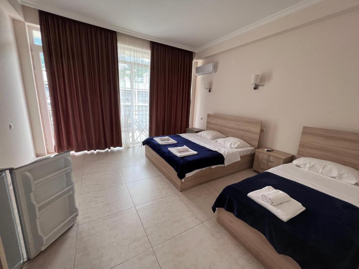 Sunshine Hotel קבריאטי מראה חיצוני תמונה