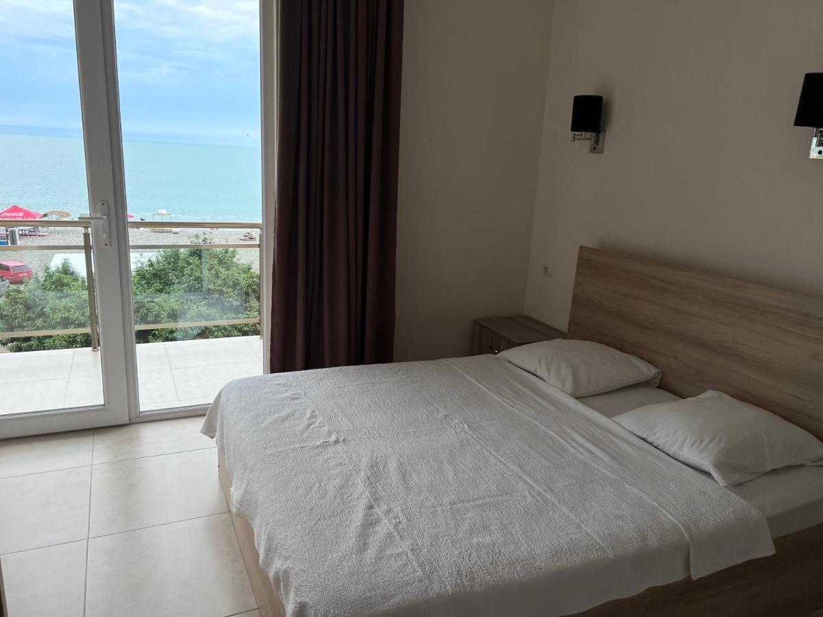 Sunshine Hotel קבריאטי מראה חיצוני תמונה