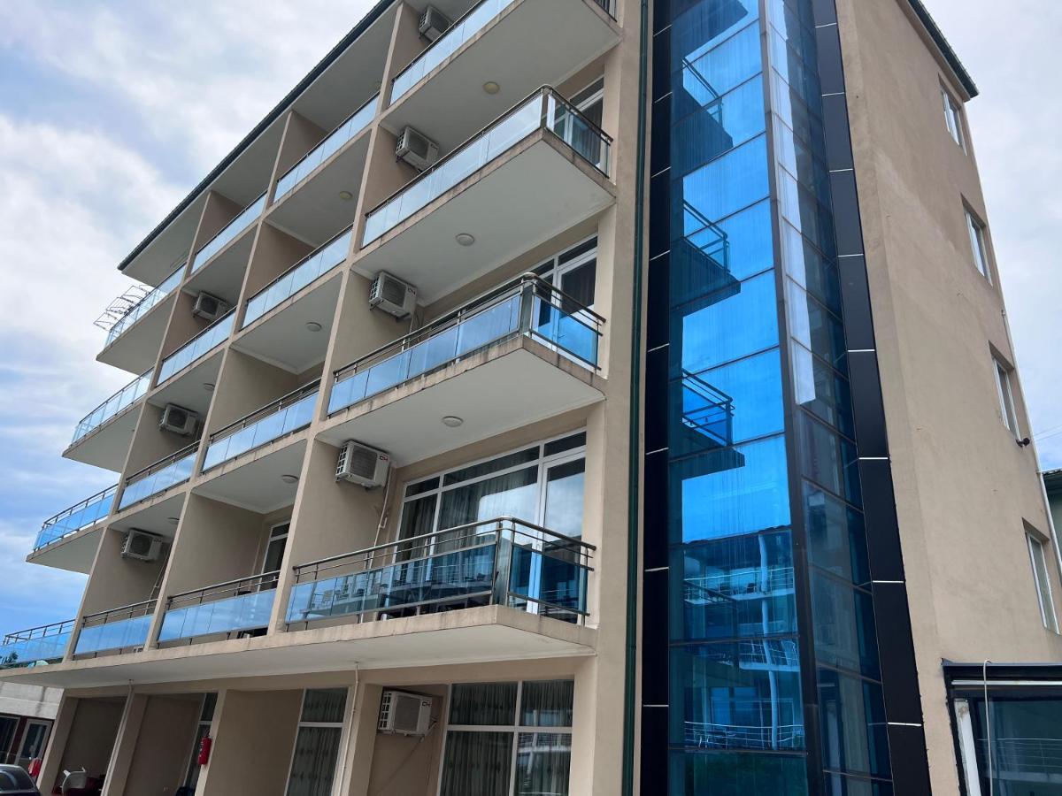 Sunshine Hotel קבריאטי מראה חיצוני תמונה