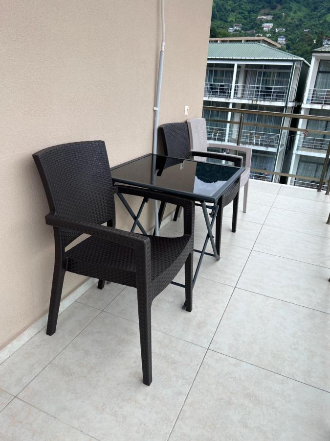 Sunshine Hotel קבריאטי מראה חיצוני תמונה